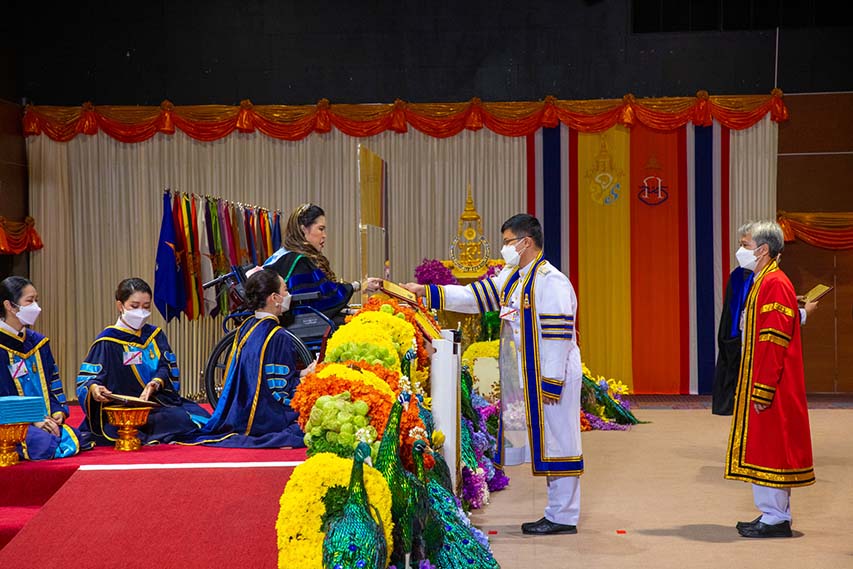 พิธีพระราชทานปริญญาบัตรแก่ผู้สำเร็จการศึกษา จากมหาวิทยาลัยสงขลานครินทร์ ประจำปีการศึกษา 2565 – 2566