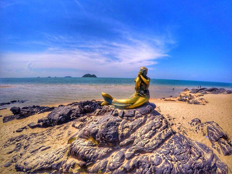 นางเงือก แหลมสมิหลา Golden Mermaid Sculpture Samila Beach
