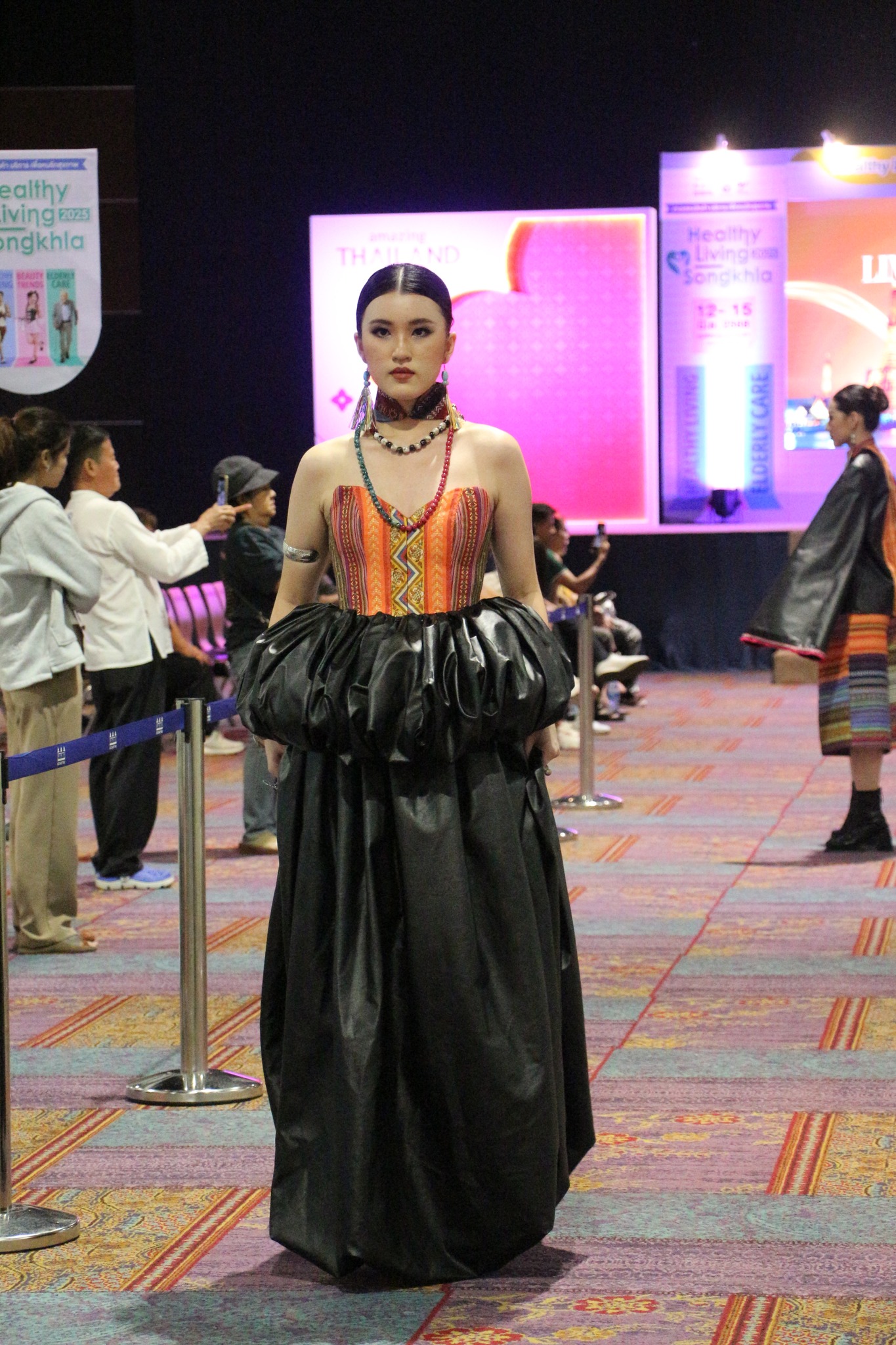 เที่ยวสุขใจแฟชั่น Miles of Style Fashion Show สุดอลังการ! 13 ICC HATYAI ศูนย์ประชุมนานาชาติฉลองสิริราชสมบัติครบ ๖๐ ปี 506441545 1138539578319312 9078980258315018638 n ICC HATYAI ศูนย์ประชุมนานาชาติฉลองสิริราชสมบัติครบ ๖๐ ปี