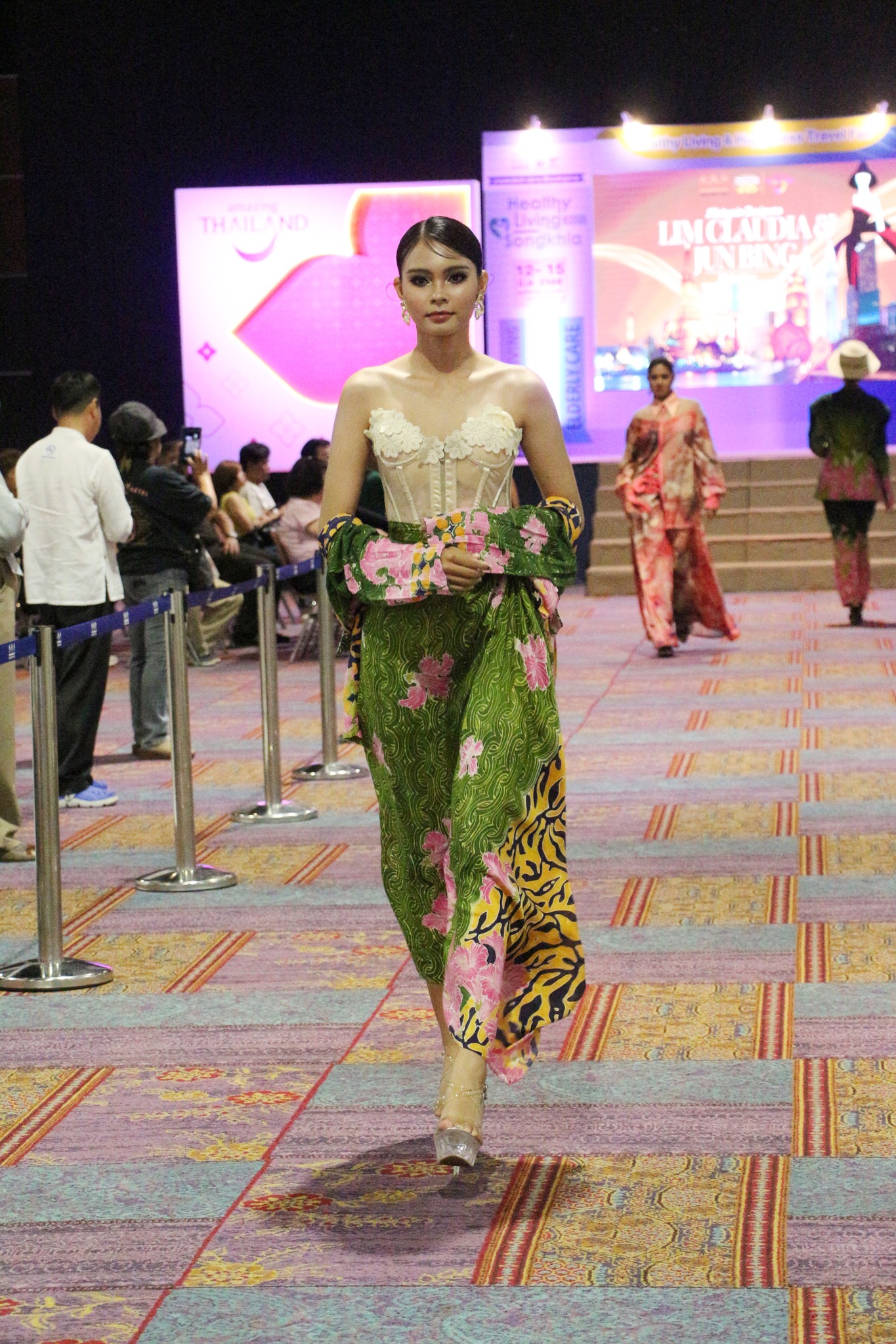 เที่ยวสุขใจแฟชั่น Miles of Style Fashion Show สุดอลังการ! 4 ICC HATYAI ศูนย์ประชุมนานาชาติฉลองสิริราชสมบัติครบ ๖๐ ปี 506448782 1138539541652649 925912722888074466 n ICC HATYAI ศูนย์ประชุมนานาชาติฉลองสิริราชสมบัติครบ ๖๐ ปี